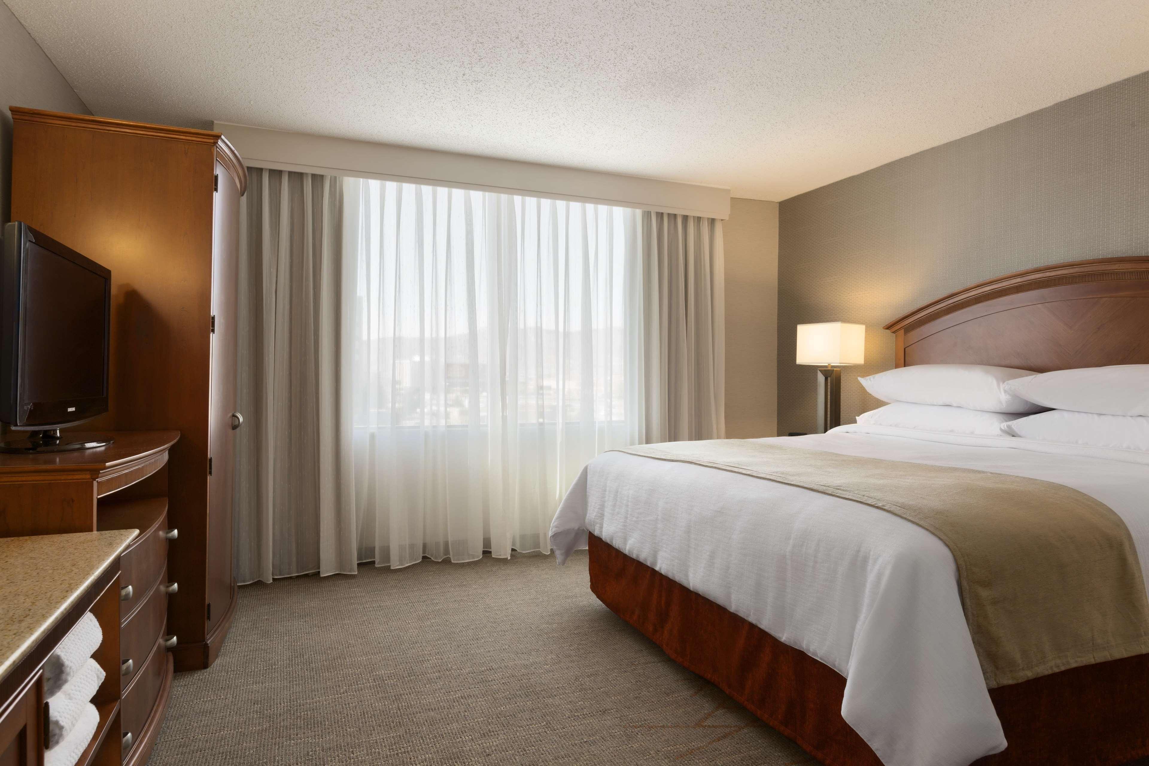 Embassy Suites By Hilton El Paso Ngoại thất bức ảnh