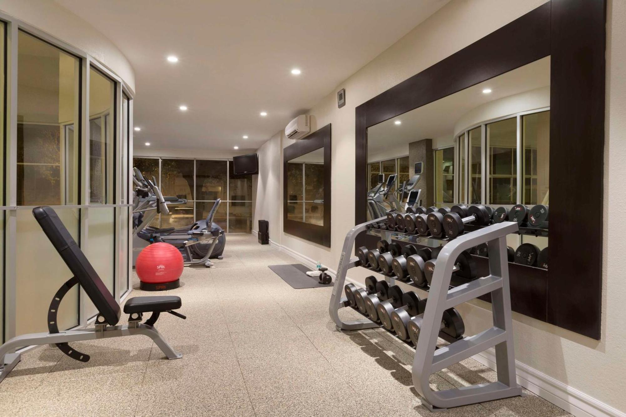 Embassy Suites By Hilton El Paso Ngoại thất bức ảnh