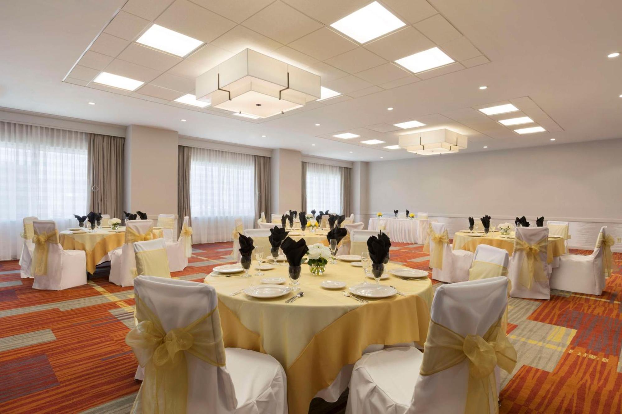 Embassy Suites By Hilton El Paso Ngoại thất bức ảnh